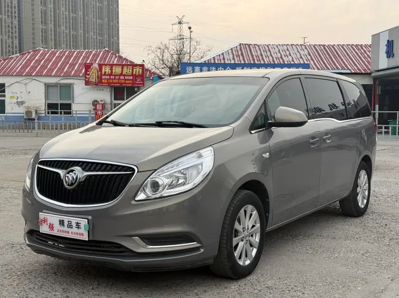 Buick GL8, 2018