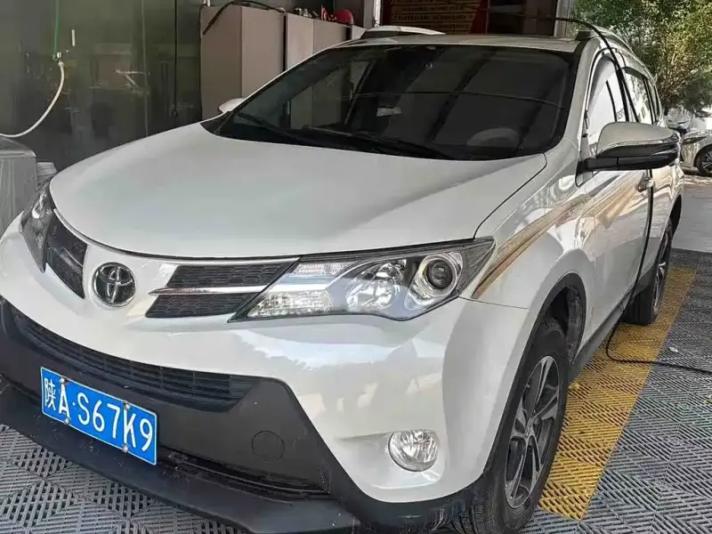 Toyota RAV4, 2016 — фото 1