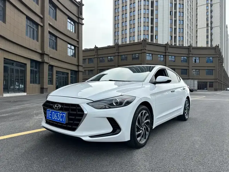 Hyundai Elantra, 2021