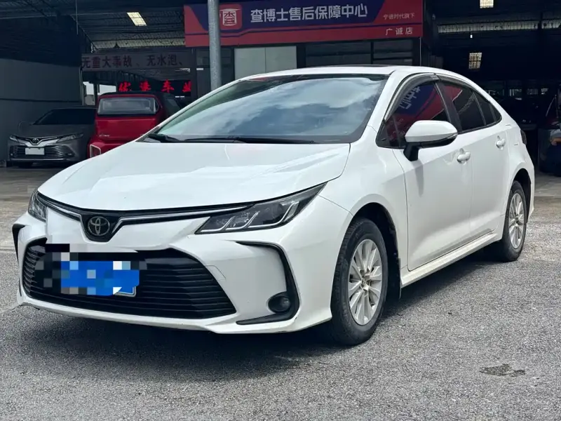 Toyota Corolla, 2020 — фото 1