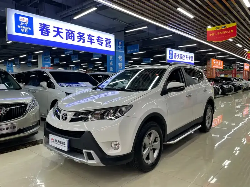 Toyota RAV4, 2014 — фото 1