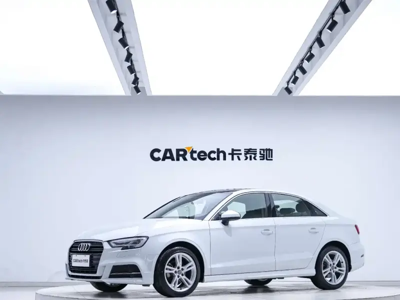 Audi A3, 2019 — фото 1