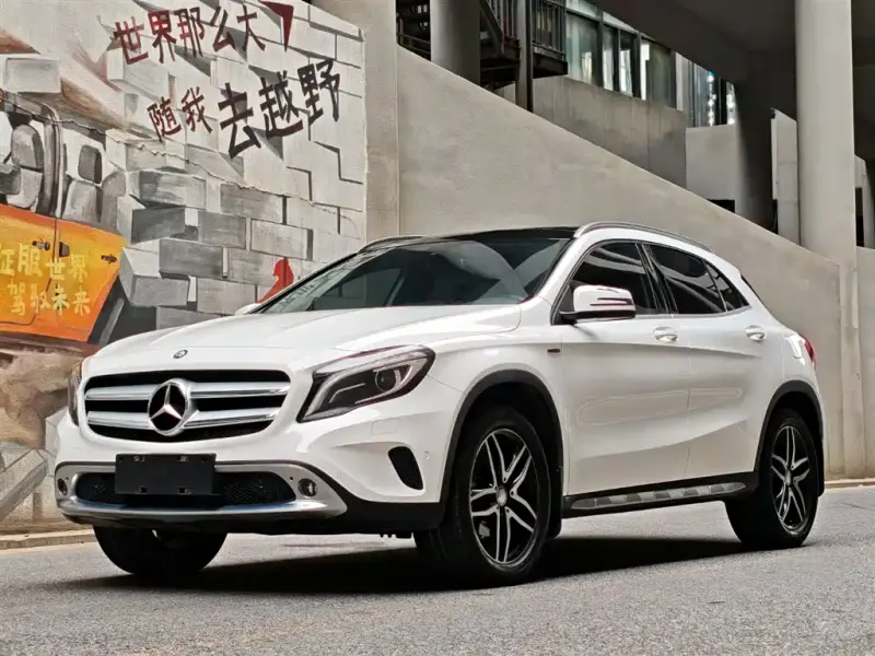 Mercedes-Benz GLA, 2016 — фото 1