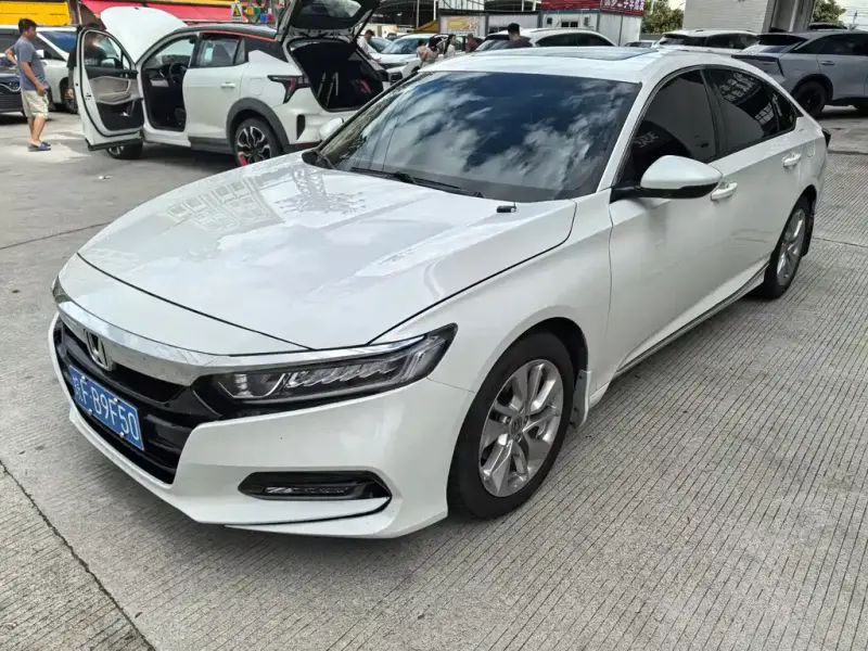 Honda Accord, 2019 — фото 1