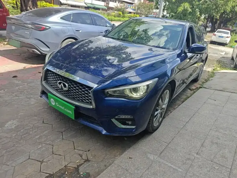 Infiniti Q50L, 2018