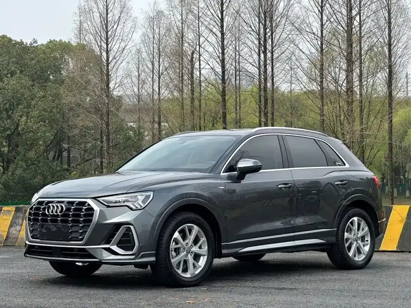 Audi Q3, 2019 — фото 1