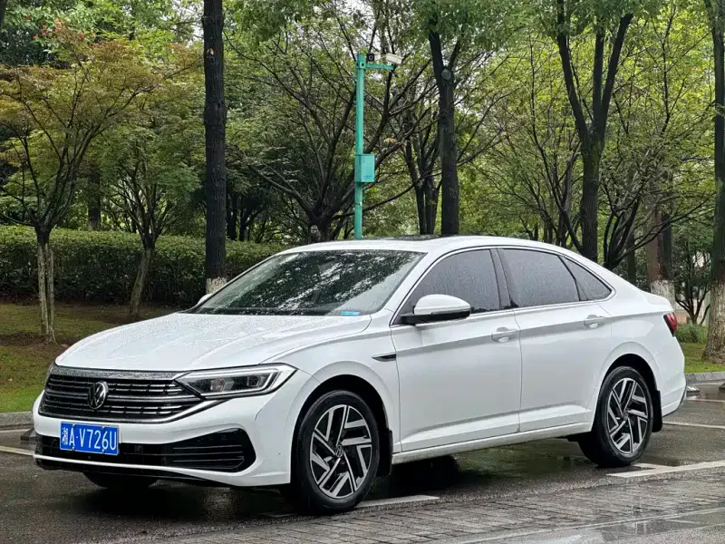 Volkswagen Sagitar, 2023