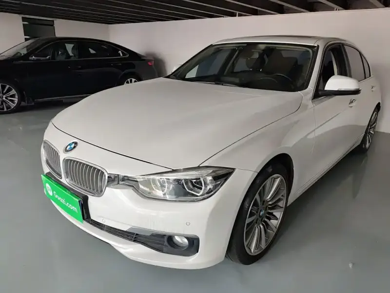 BMW 3 Series, 2019
