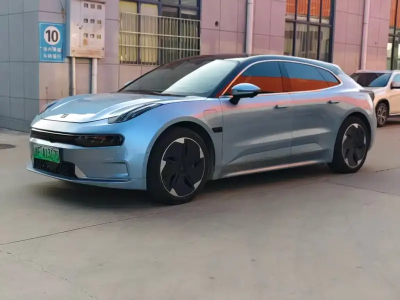 Zeekr 001, 2022