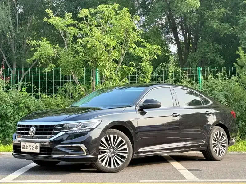 Volkswagen Passat, 2021