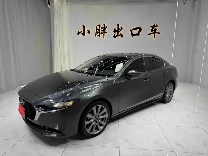 Mazda 3 Axela, 2022