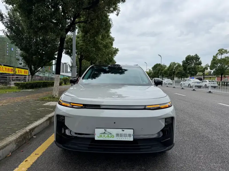 Leapmotor B10, 2025