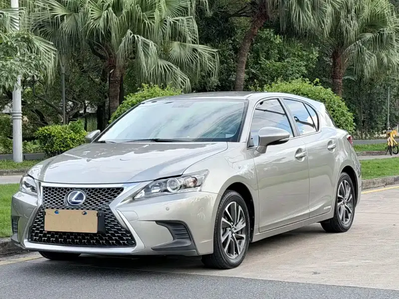 Lexus CT, 2019