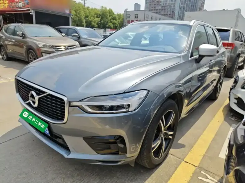 Volvo XC60, 2018 — фото 1