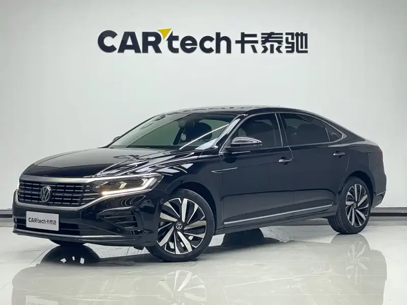 Volkswagen Passat, 2022