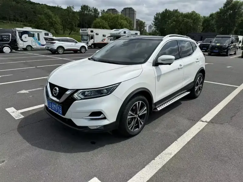 Nissan Qashqai, 2022 — фото 1