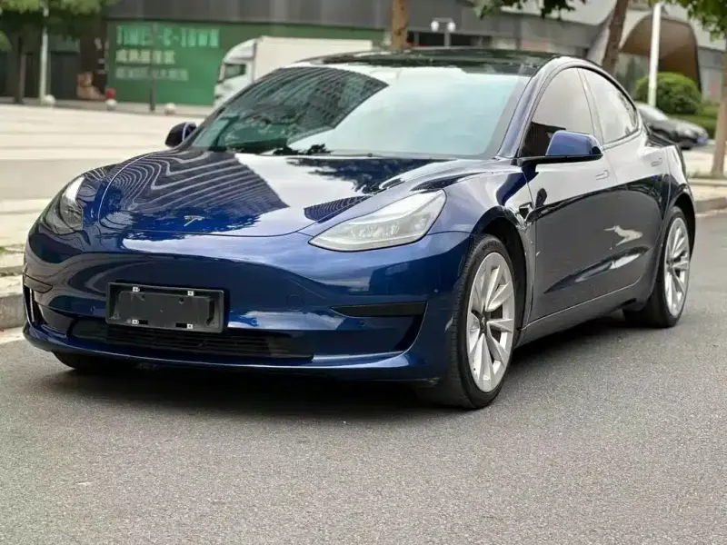 Tesla Model 3, 2021