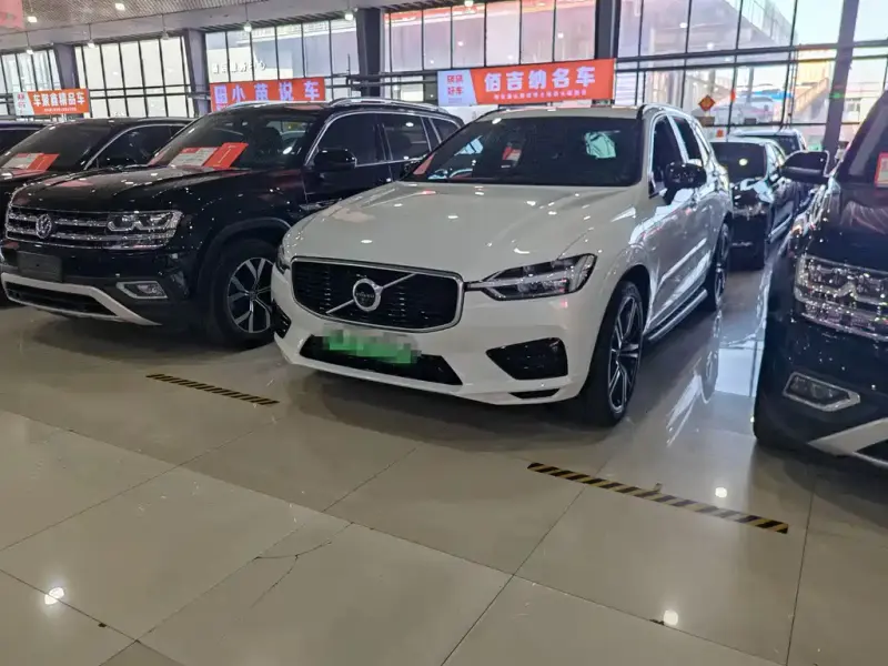 Volvo XC60 PHEV, 2020 — фото 1