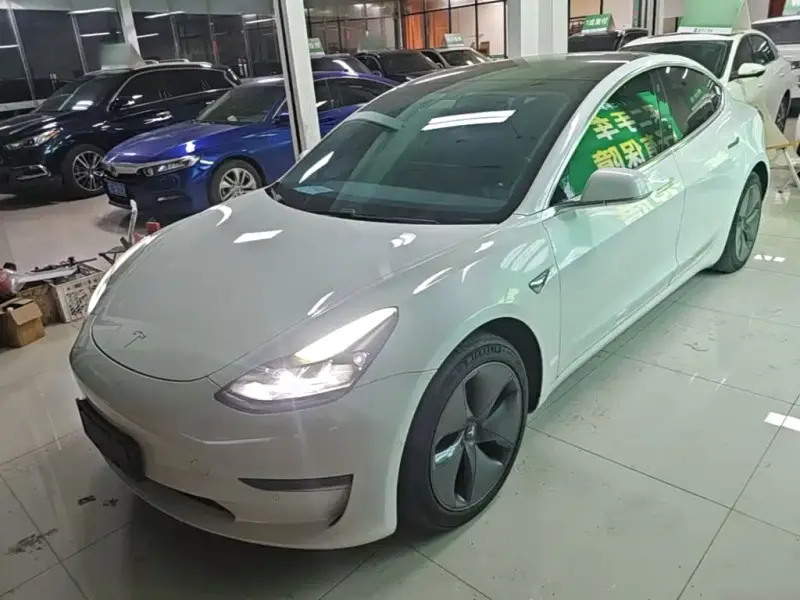 Tesla Model 3, 2020