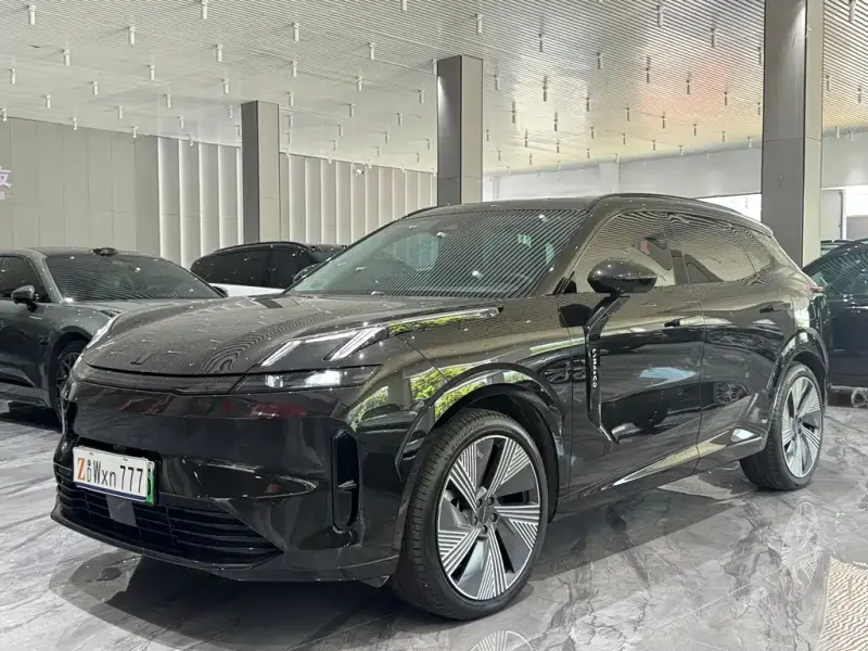 Lynk & Co 08 EM-P, 2024