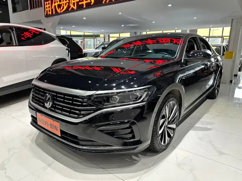 Volkswagen Passat, 2023