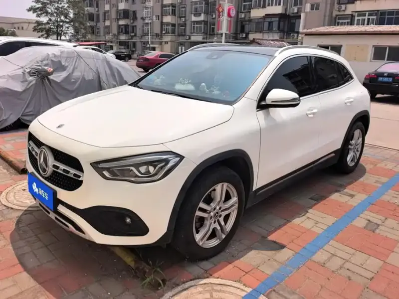 Mercedes-Benz GLA, 2022 — фото 1