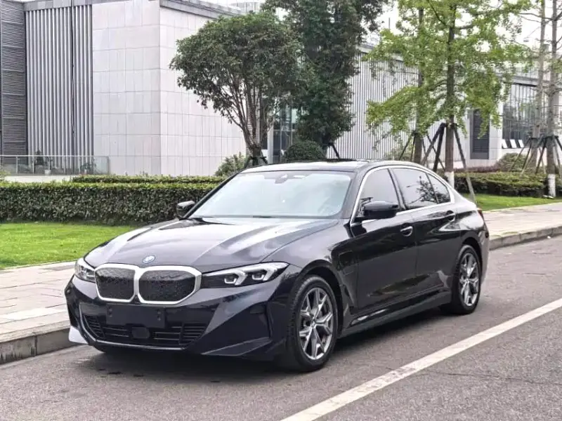 BMW i3, 2025