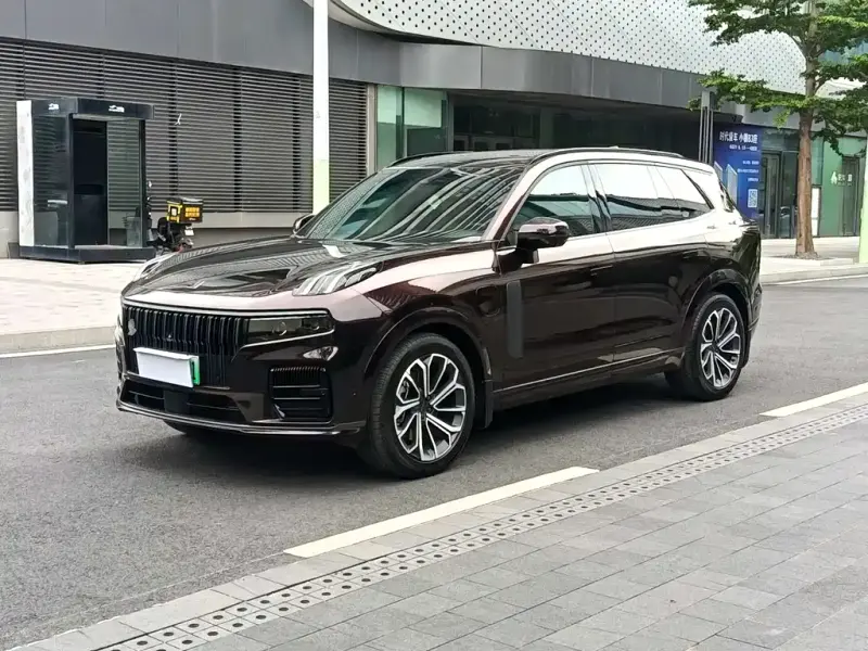 Lynk & Co 09 EM-P, 2022