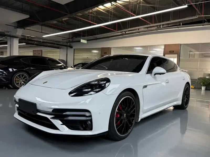 Porsche Panamera, 2015 — фото 1