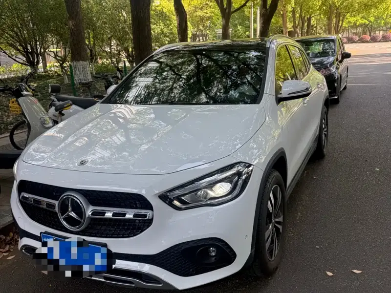 Mercedes-Benz GLA, 2023 — фото 1