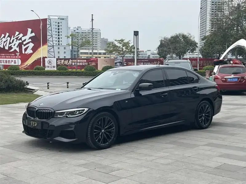 BMW 3 Series, 2021