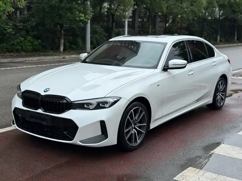BMW 3 Series, 2023