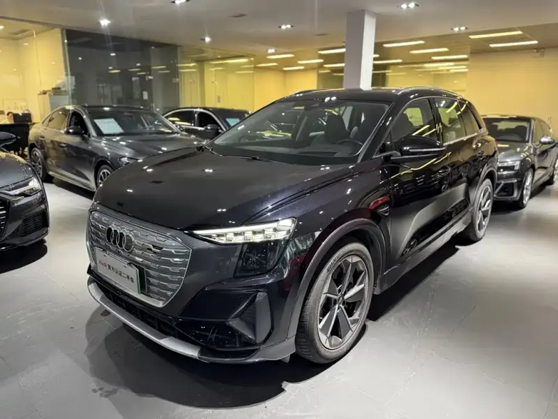 Audi Q5 e-tron, 2024