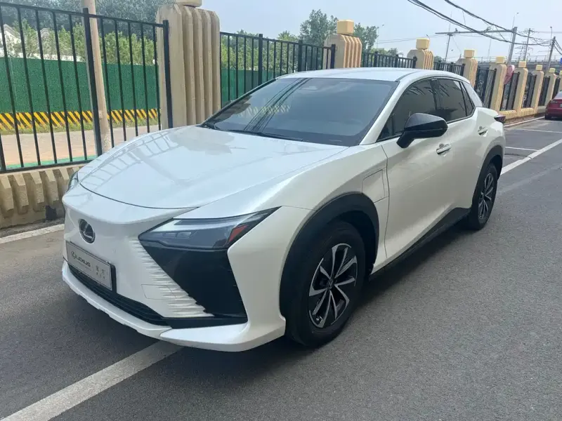 Lexus RZ, 2023
