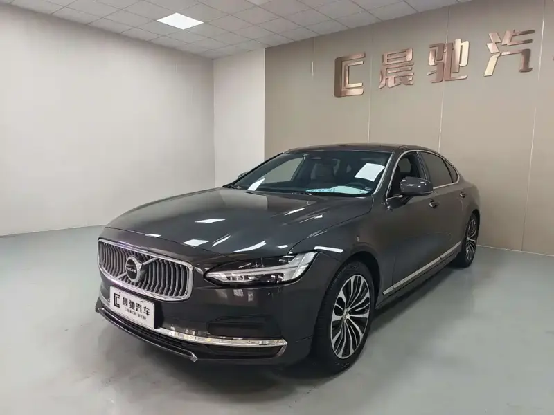 Volvo S90, 2023
