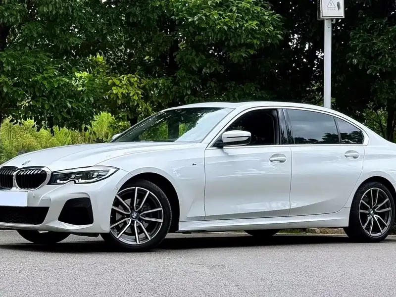 BMW 3 Series, 2022
