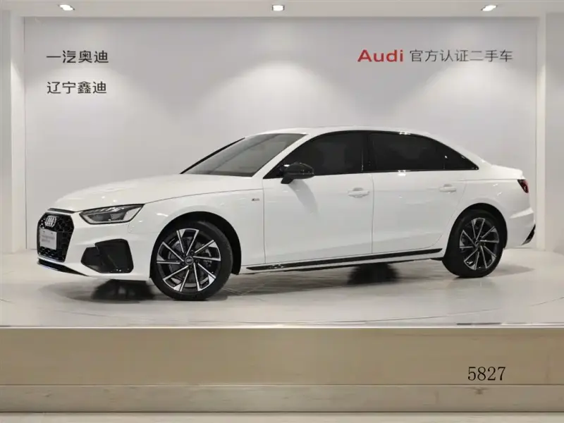 Audi A4L, 2023 — фото 1