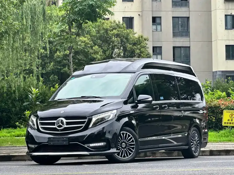 Mercedes-Benz V-Class, 2020 — фото 1