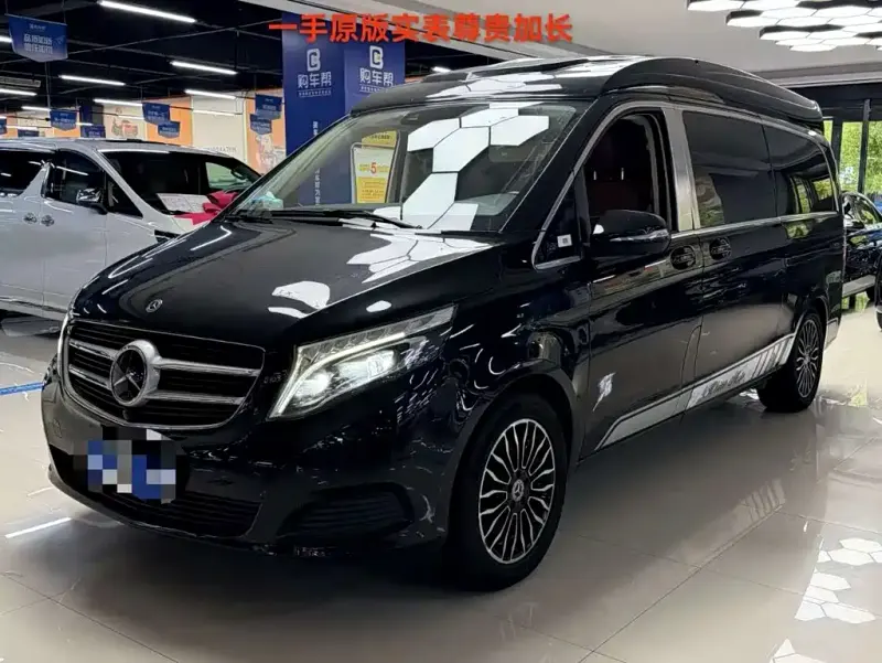Mercedes-Benz V-Class, 2020 — фото 1