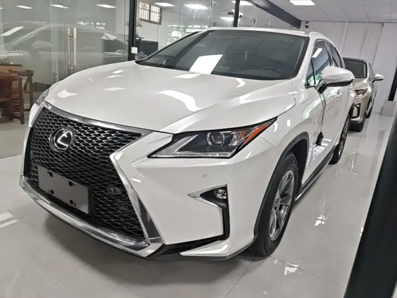 Lexus RX, 2018 — фото 1