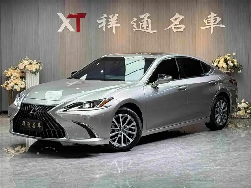 Lexus ES, 2024 — фото 1