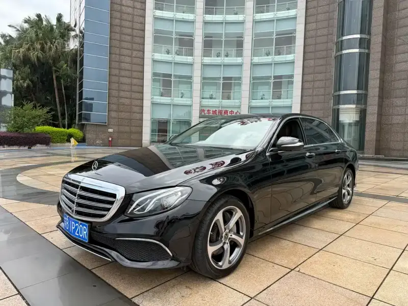 Mercedes-Benz E-Class, 2019 — фото 1
