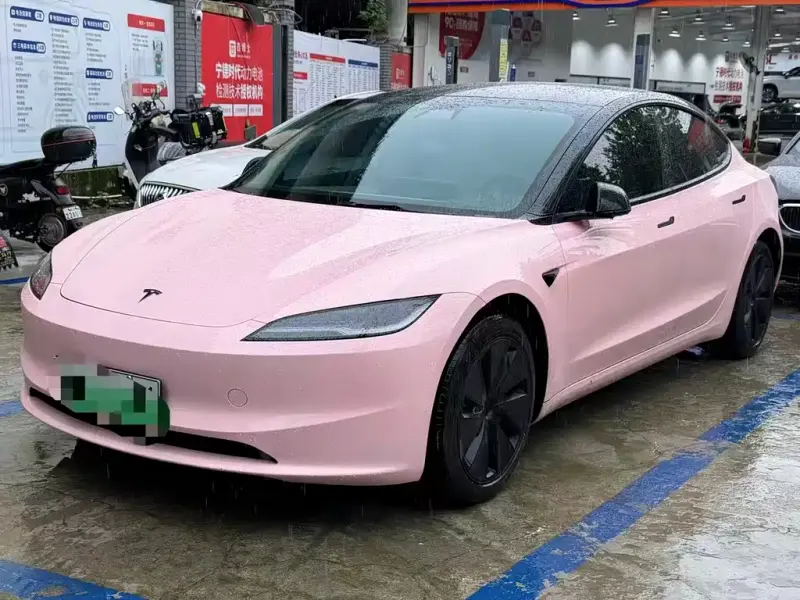 Tesla Model 3, 2024