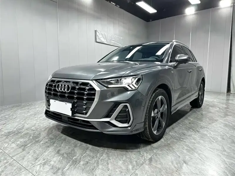Audi Q3, 2022