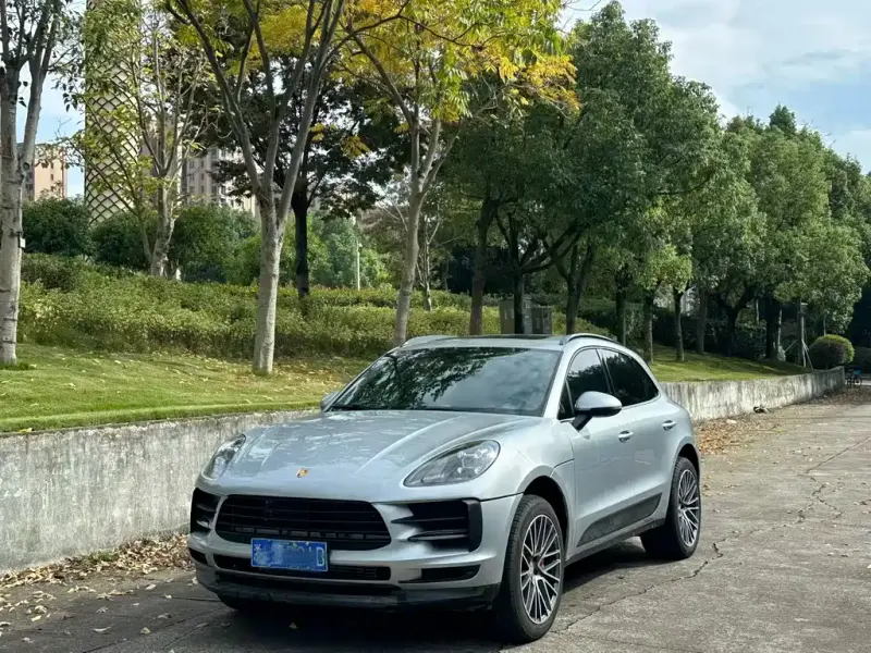 Porsche Macan, 2021