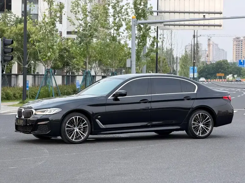 BMW 5 Series, 2023