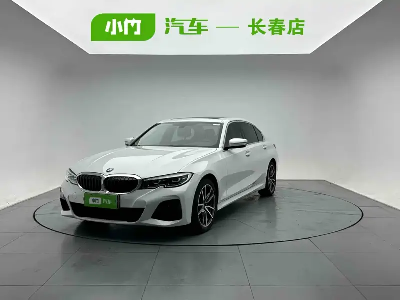 BMW 3 Series, 2022