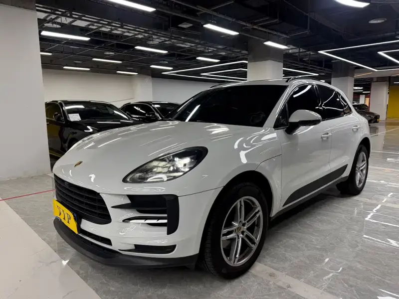 Porsche Macan, 2021