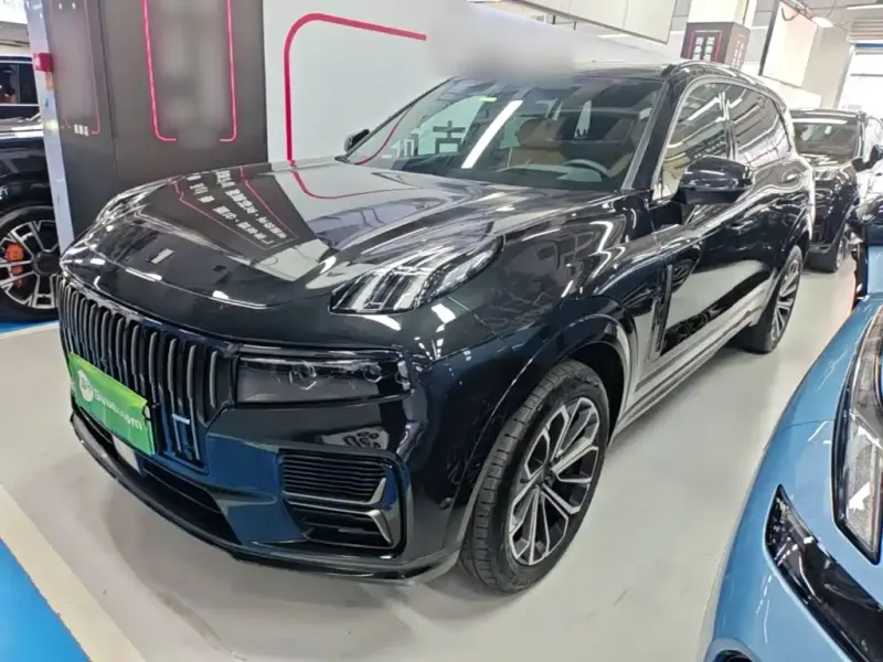 Lynk & Co 09 EM-P, 2025