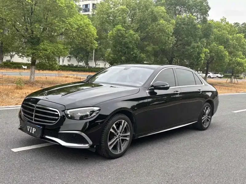 Mercedes-Benz E-Class, 2022 — фото 1